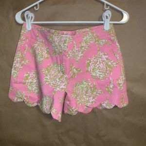 Patterned shorts